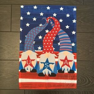 Gnome Garden Flag NWOT